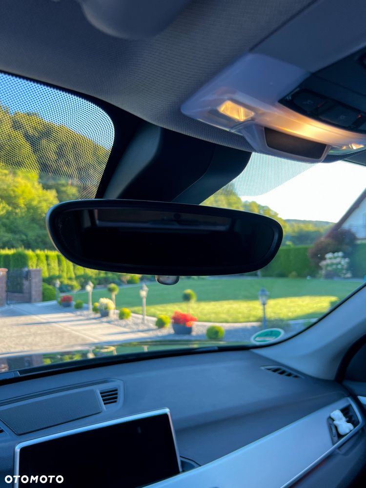 BMW X1 xDrive20d - 28