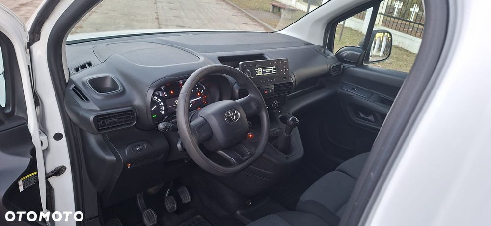 Toyota Proace City - 14