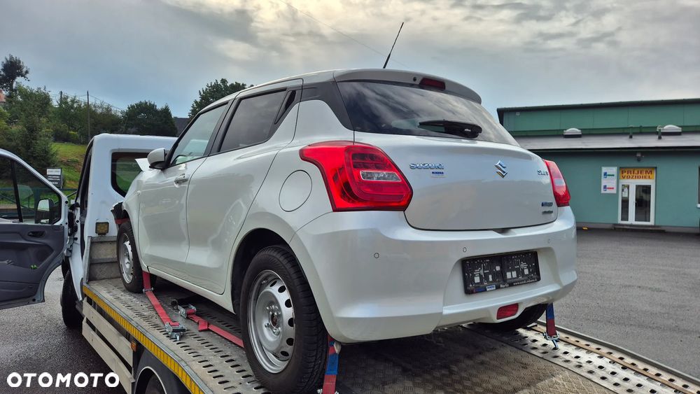 Suzuki Swift 1.2 Dualjet SHVS Premium Plus - 6