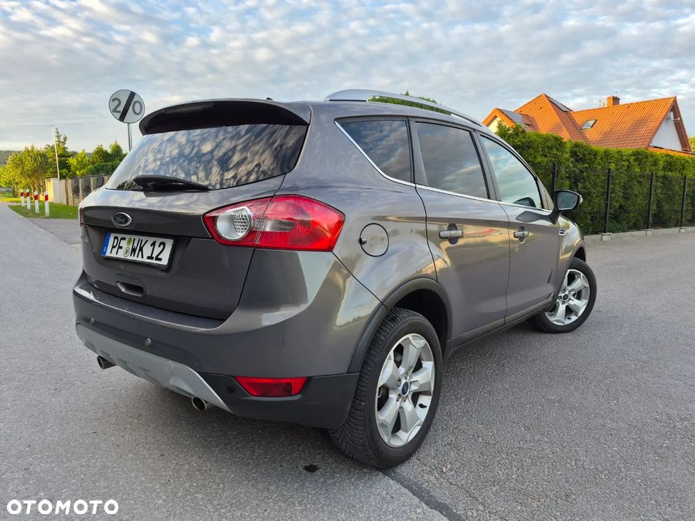Ford Kuga 2.0 TDCi 4x4 Titanium - 9