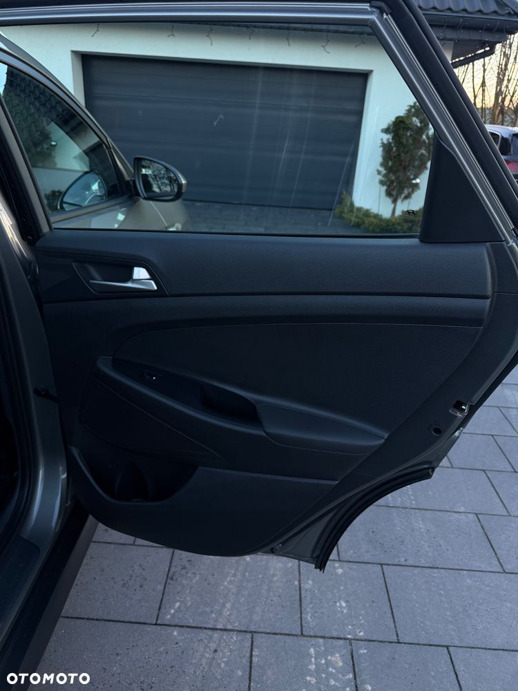 Hyundai Tucson 1.6 GDi 2WD Select - 34