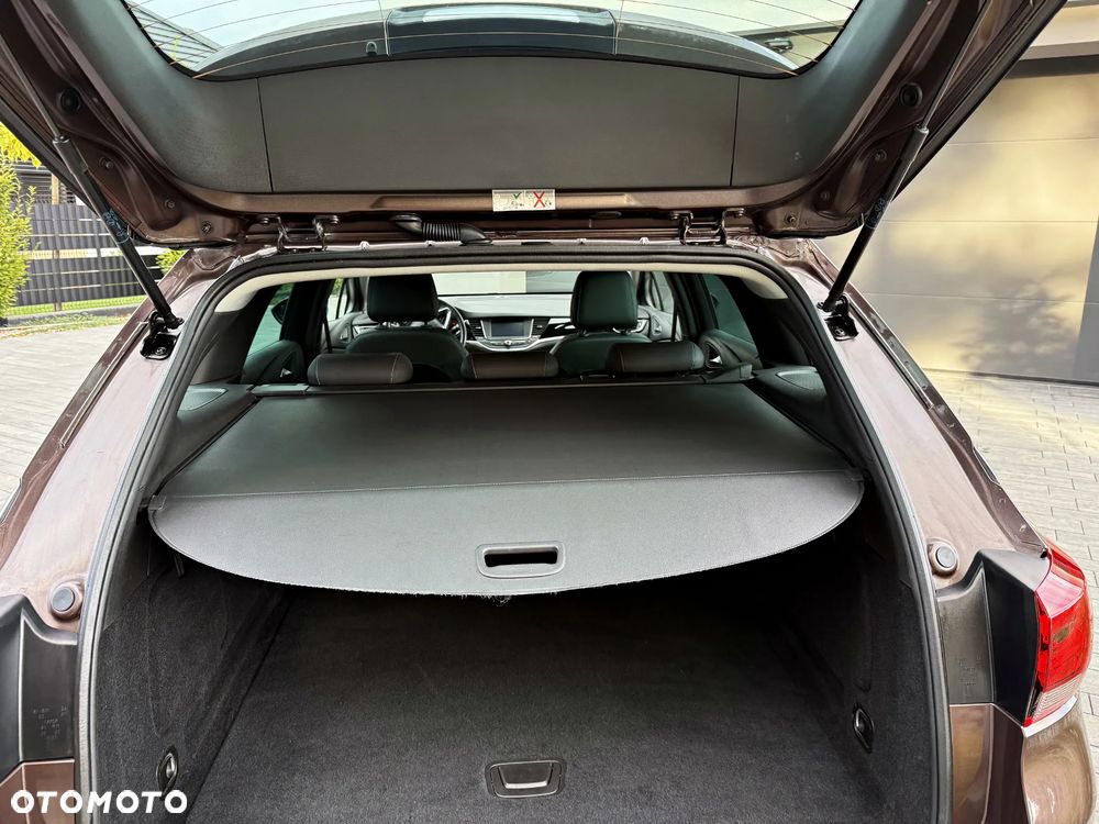 Opel Astra 1.4 Turbo Innovation - 31