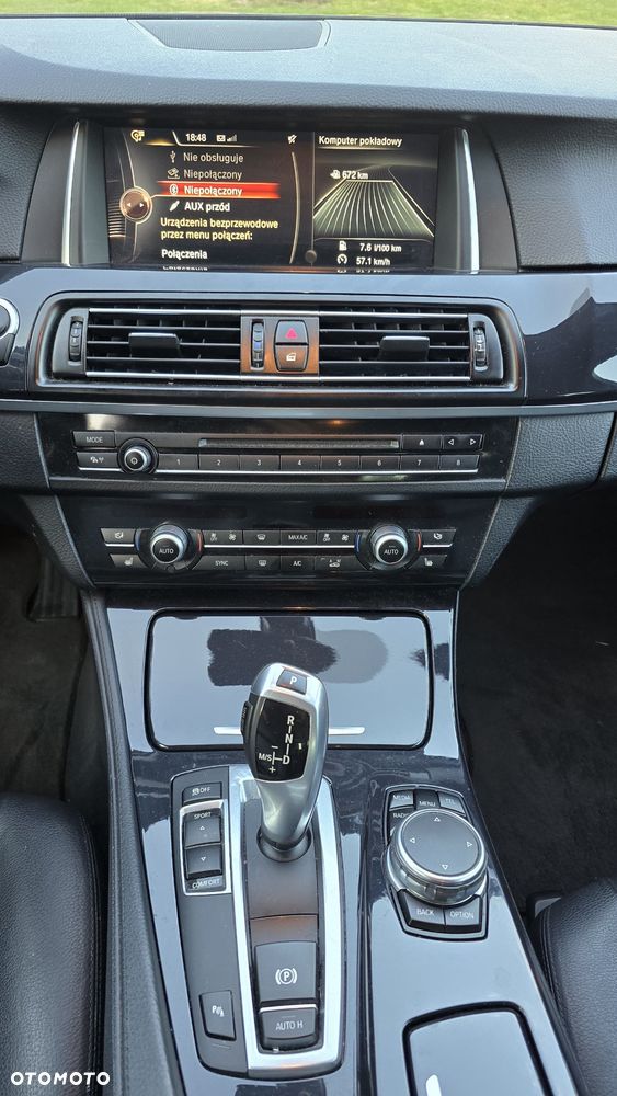 BMW Seria 5 518d - 15