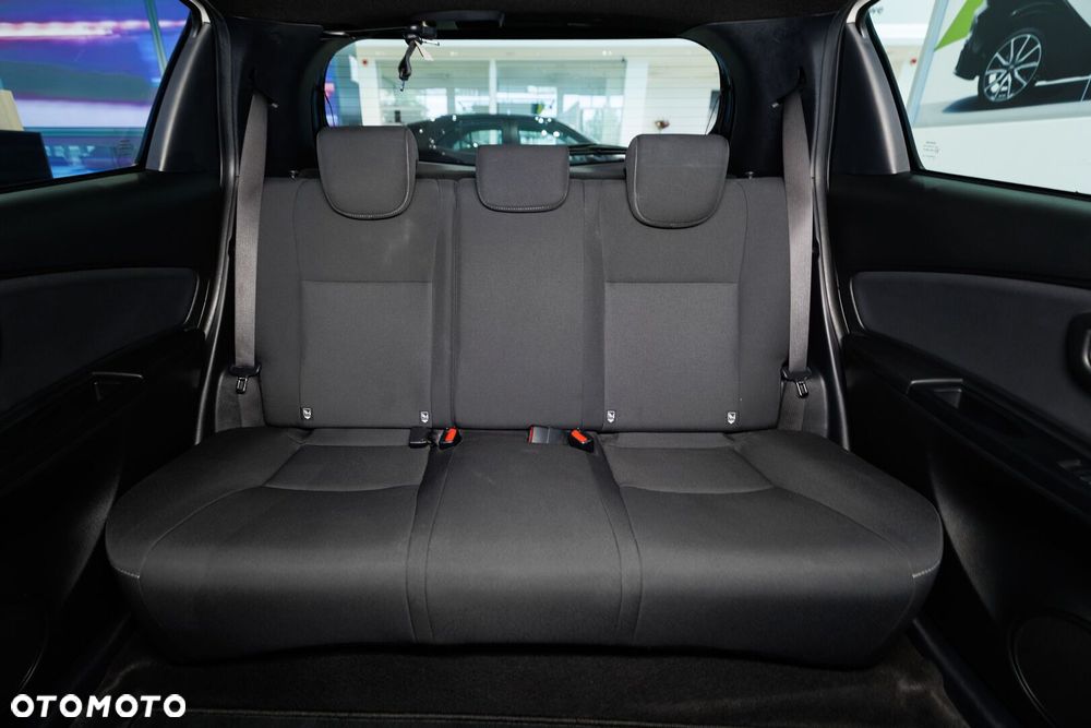 Toyota Yaris - 19