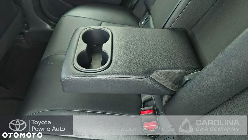 Toyota Corolla Cross 2.0 Hybrid Executive - 17