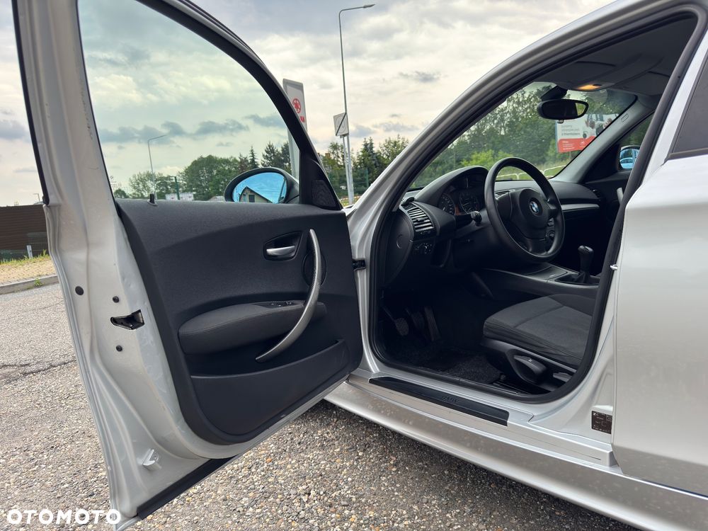 BMW Seria 1 - 13