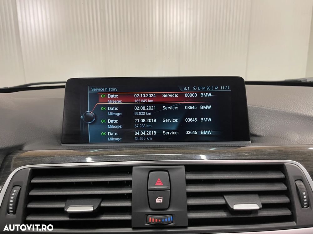 BMW Seria 3 330e iPerformance Luxury Line - 22