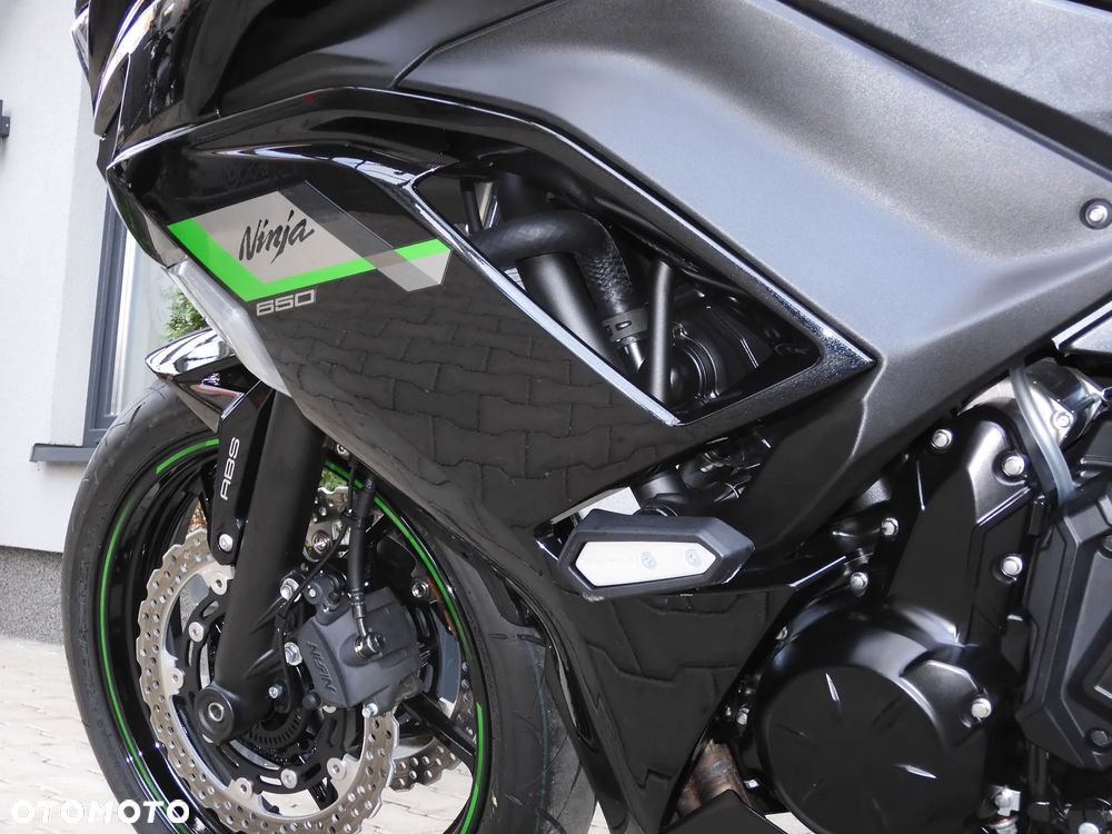 Kawasaki Ninja - 32