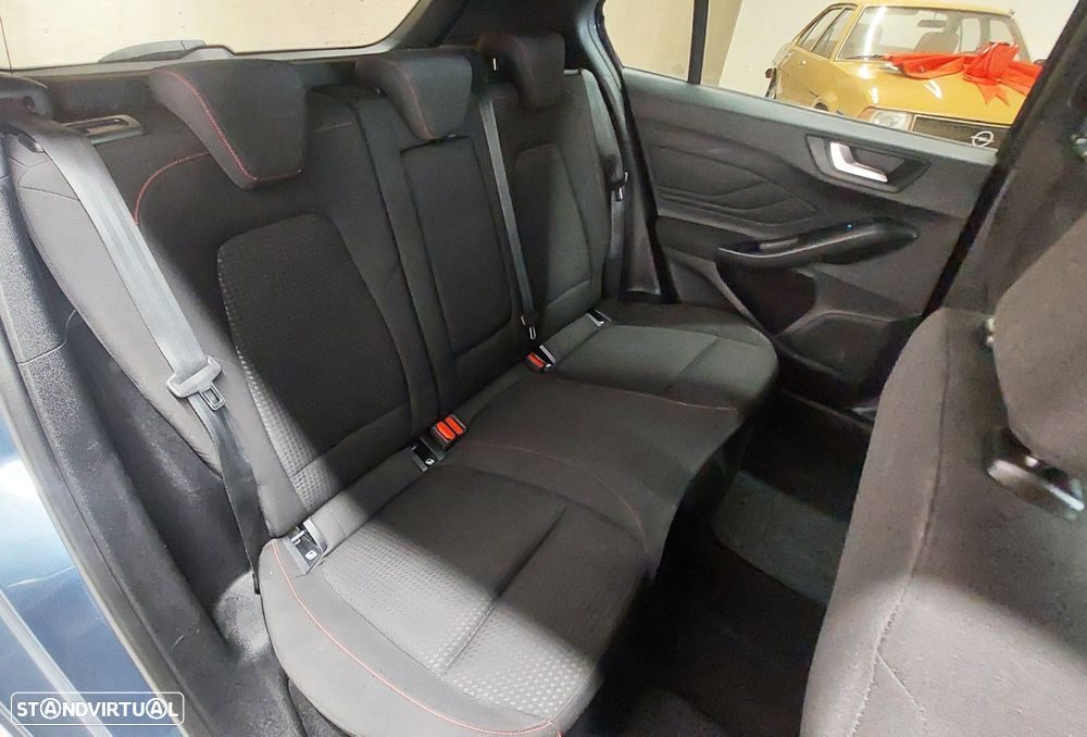Ford Focus - 11
