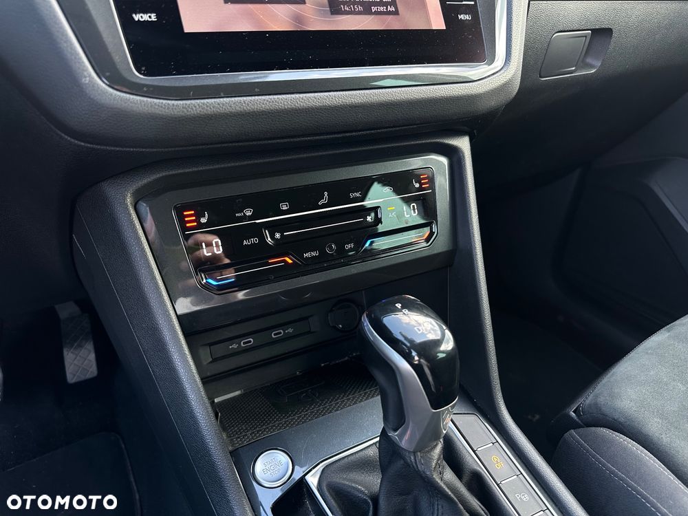 Volkswagen Tiguan - 25