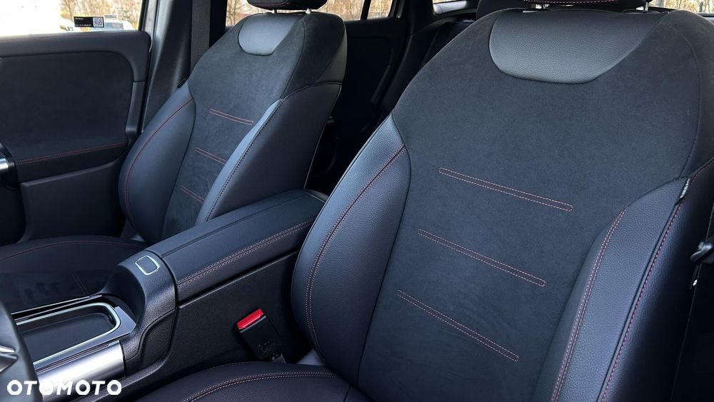 Mercedes-Benz GLA 200 AMG Line - 9