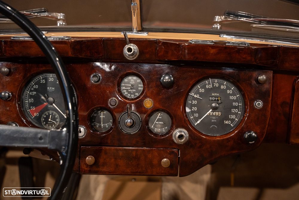 Jaguar XK140 - 22