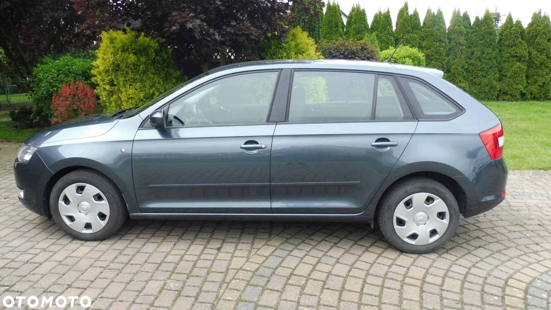 Skoda RAPID 1.2 TSI Ambition - 4
