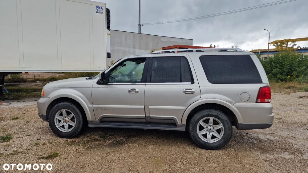 Lincoln Navigator - 29