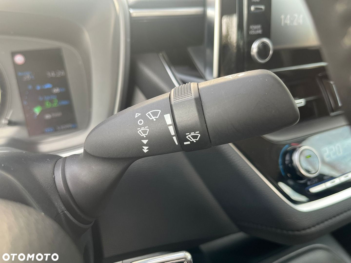 Toyota Corolla - 29