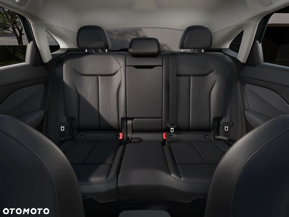 Audi Q3 Sportback - 10
