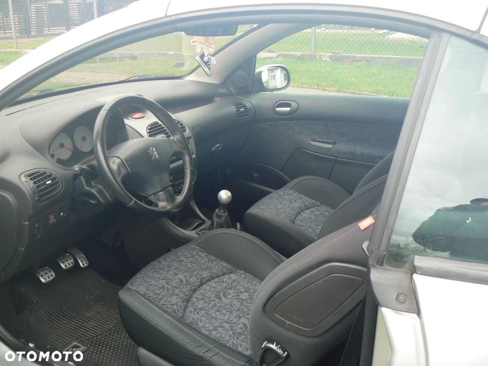 Peugeot 206 CC 110 Quiksilver - 7