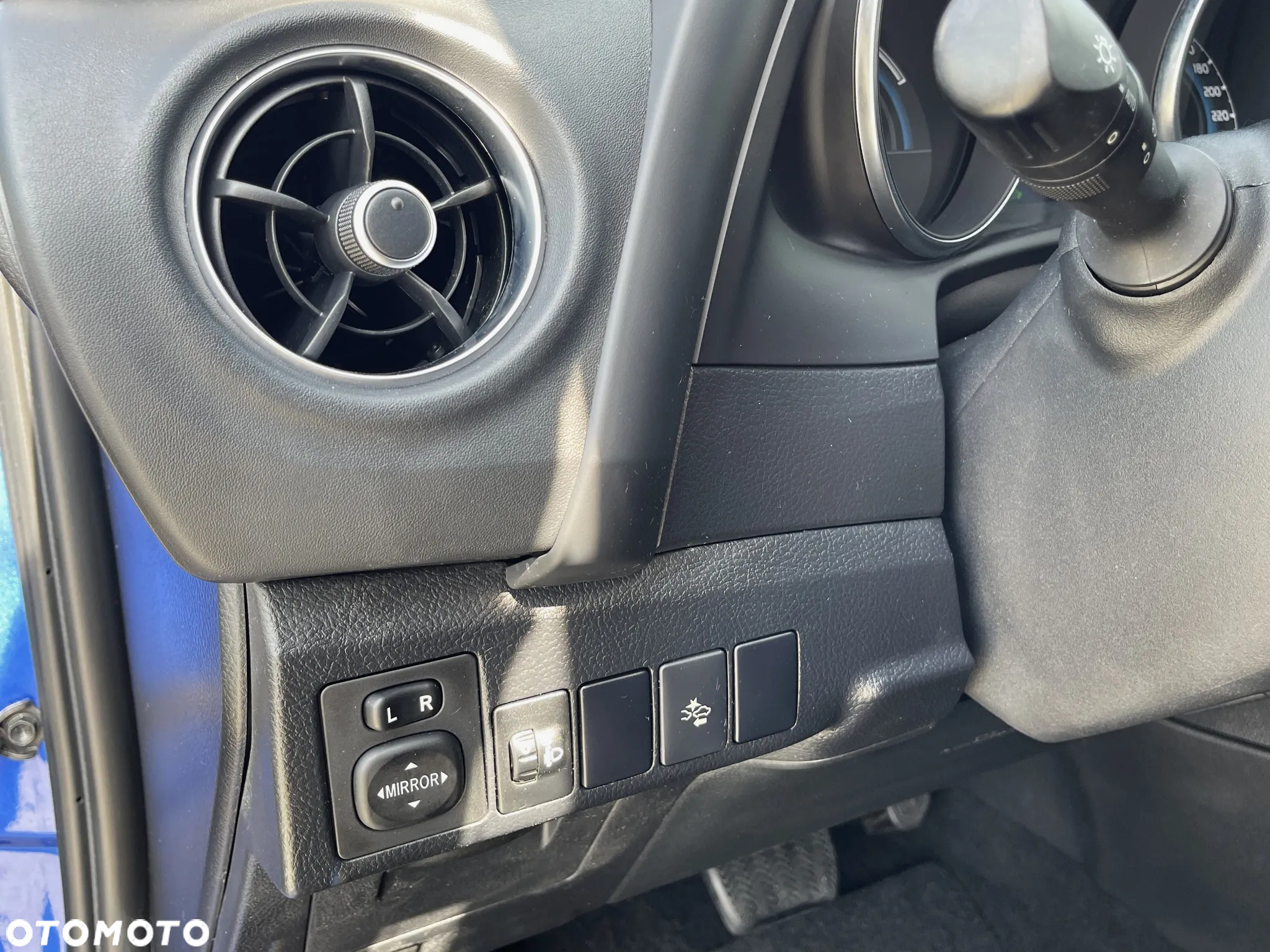Toyota Auris 1.8 VVT-i Hybrid Automatik Style Selection - 23