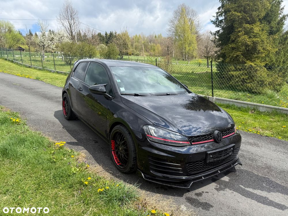 Volkswagen Golf 2.0 TSI BMT GTI Performance - 3