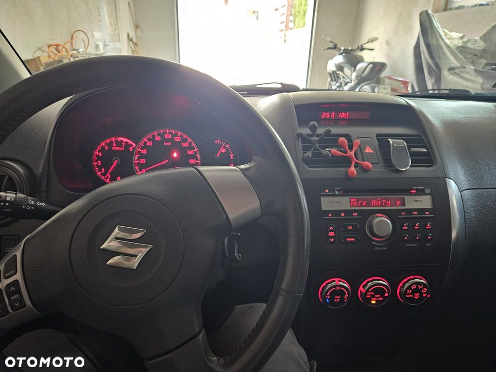 Suzuki SX4 1.6 GLX / Comfort - 6