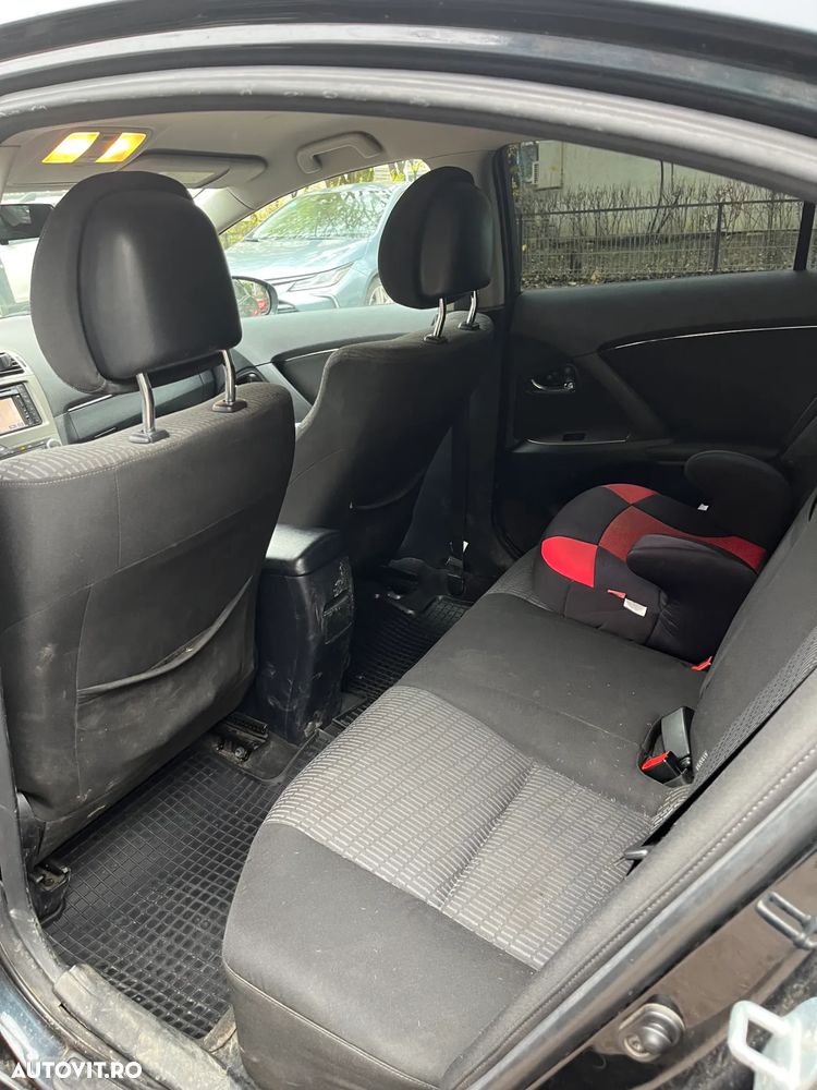 Toyota Avensis 2.0 D-4D - 4