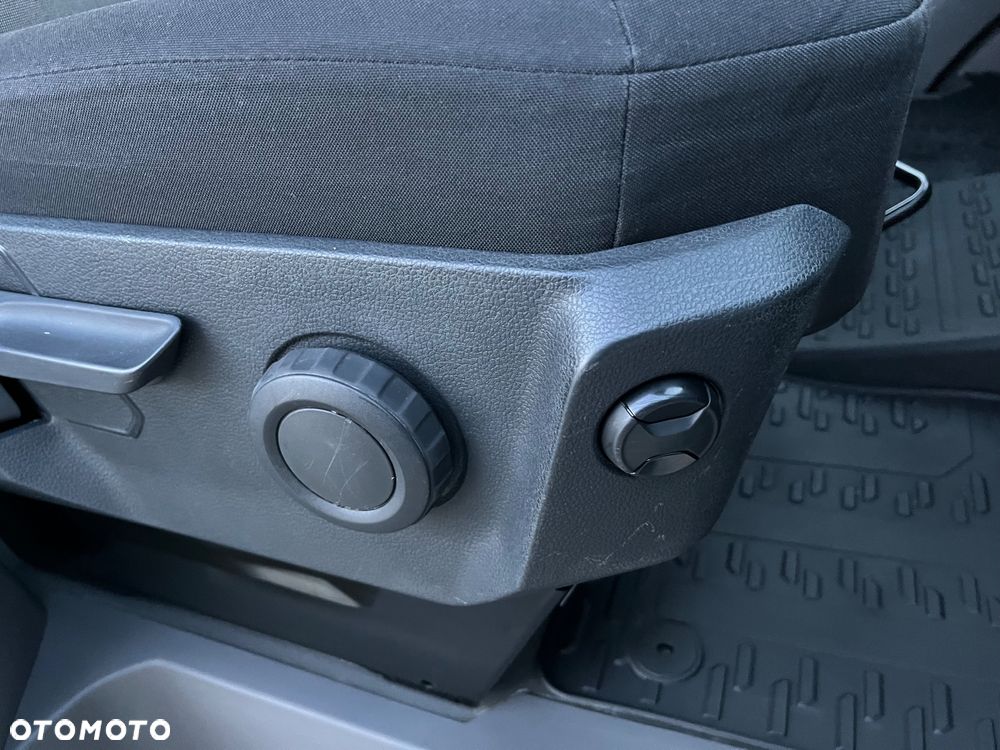 Volkswagen Crafter - 31