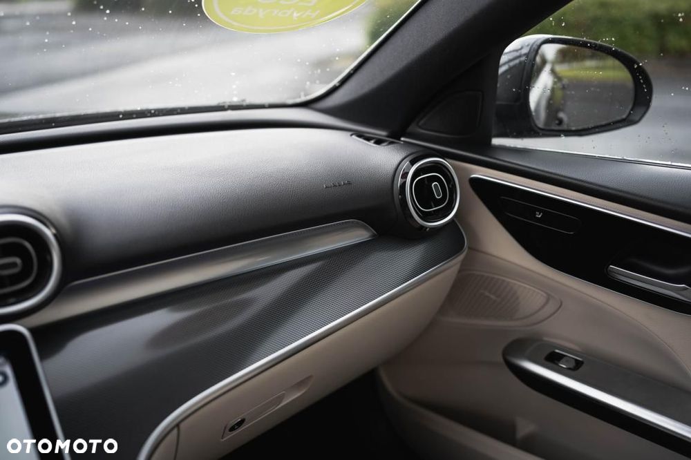 Mercedes-Benz Klasa C - 21