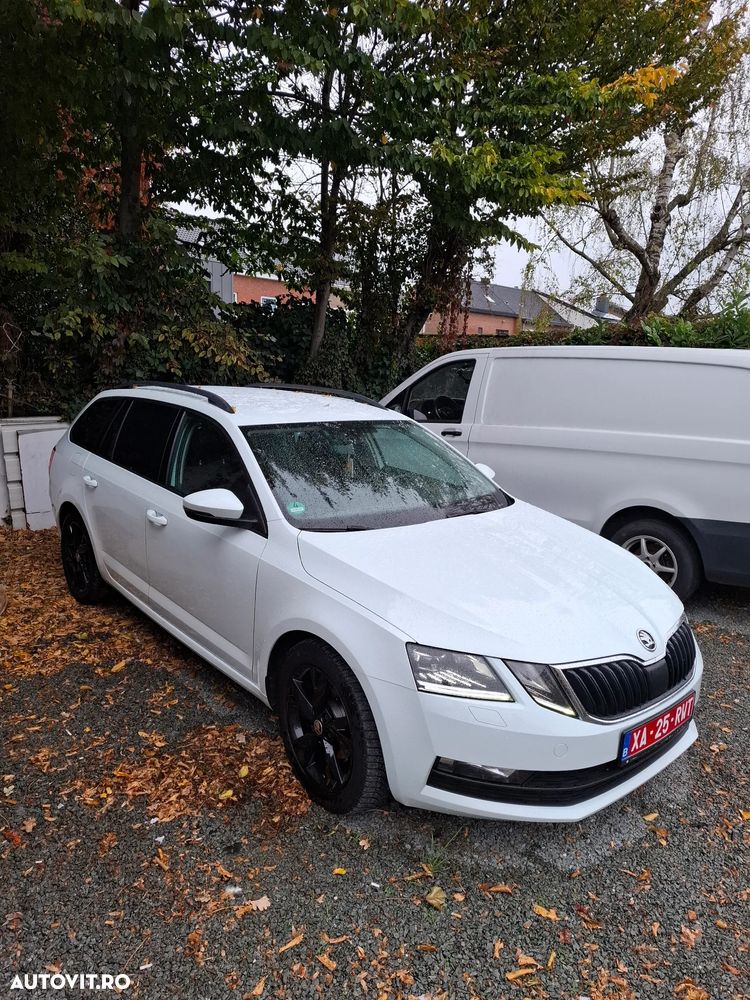 Skoda Octavia 1.6 TDI DSG Style - 6