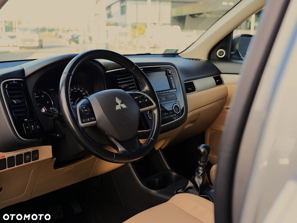 Mitsubishi Outlander 2013