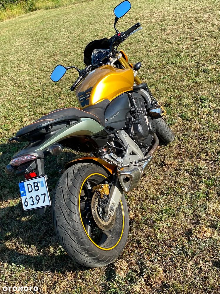 Honda CB - 16