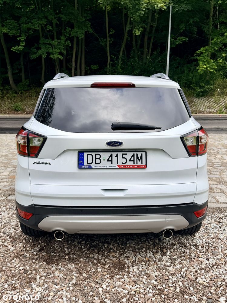 Ford Kuga 2.0 TDCi 2x4 Titanium - 19