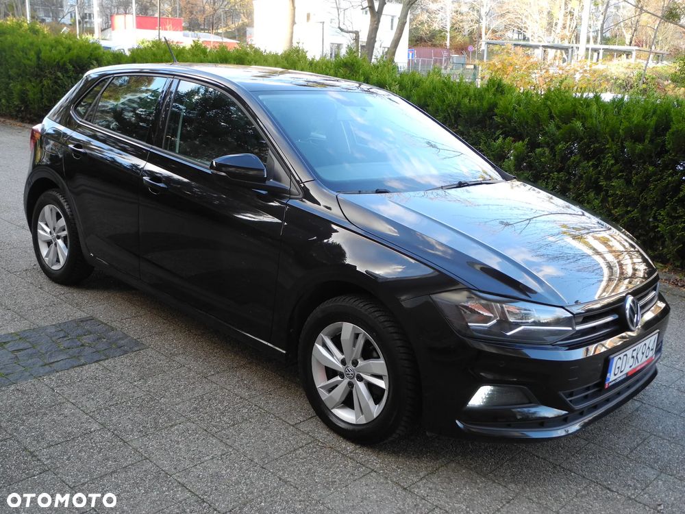 Volkswagen Polo - 2
