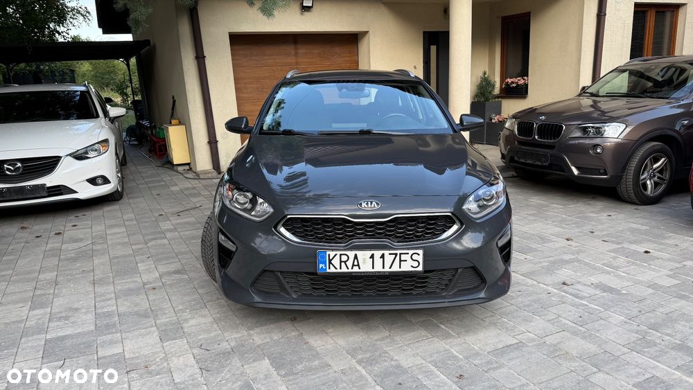 Kia Ceed 1.6 CRDi Eco-Dynamics+ (48V Mild-Hybrid) DCT7 Spirit - 4