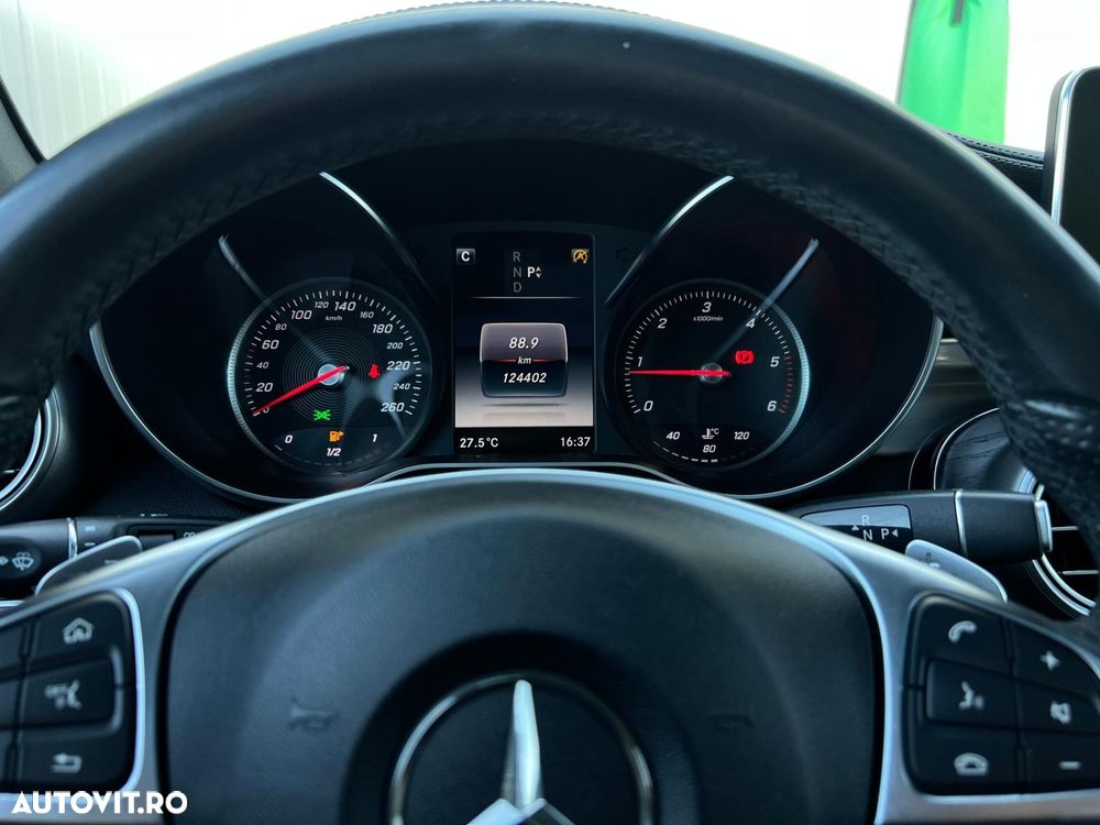 Mercedes-Benz GLC - 25