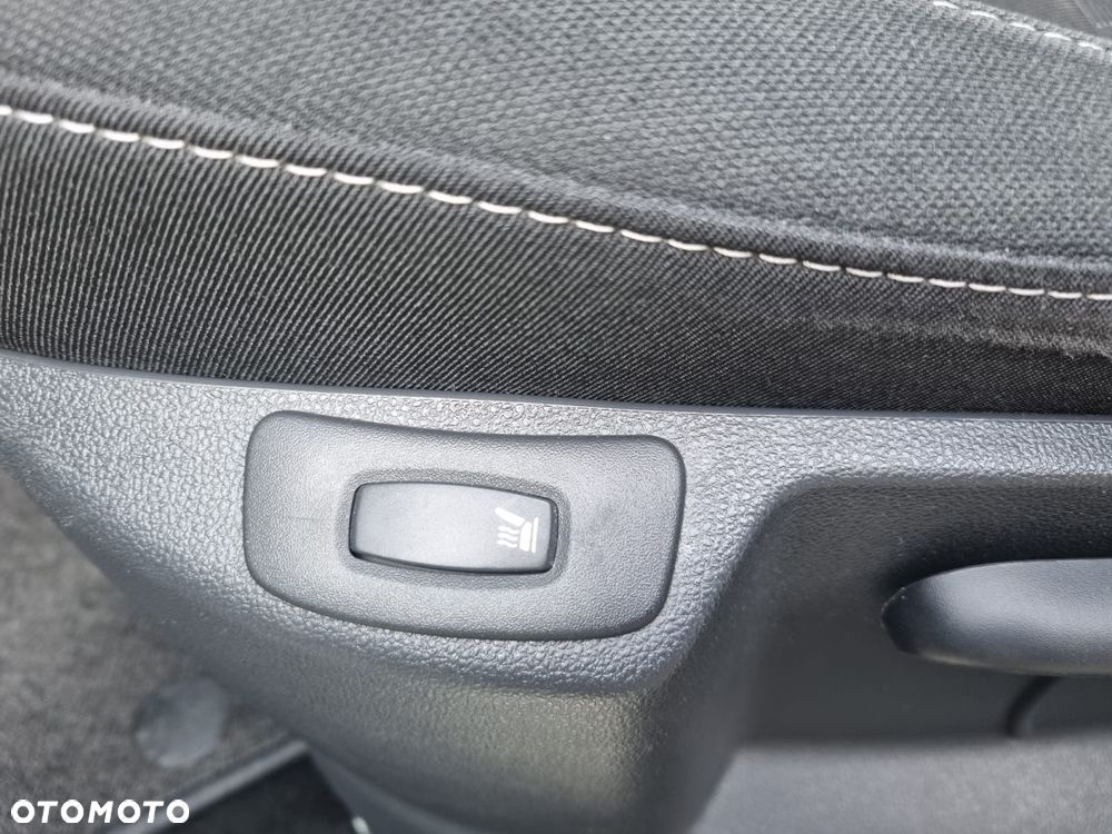 Renault Captur ENERGY TCe 90 Experience - 23