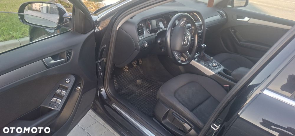 Audi A4 Avant 2.0 TDI DPF Ambiente - 15