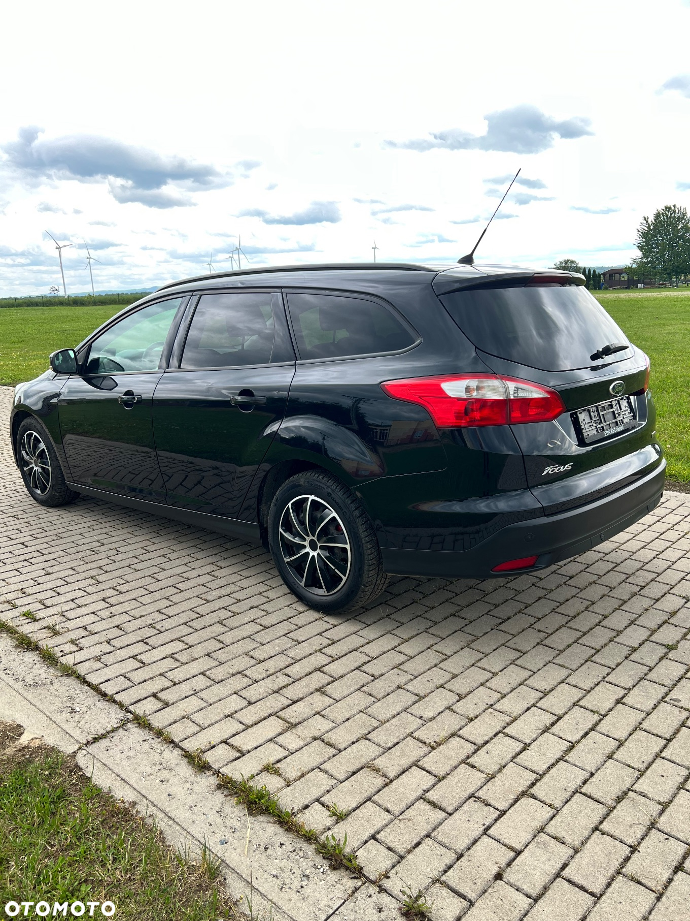 Ford Focus 1.6 TDCi DPF SYNC Edition - 11