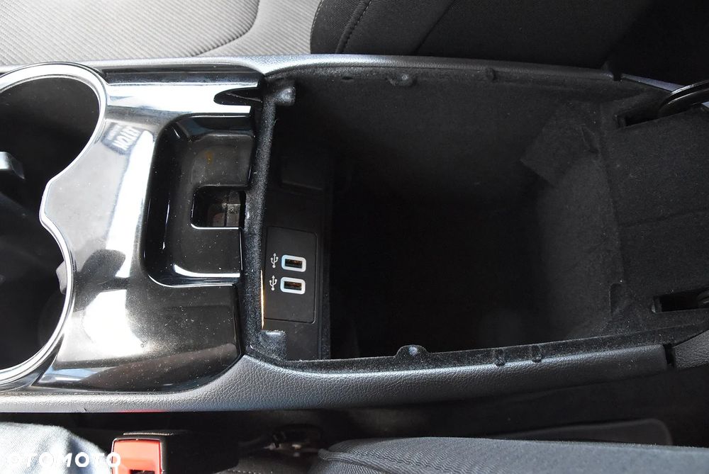 Ford Mondeo 2.0 TDCi STart-Stopp Titanium - 38
