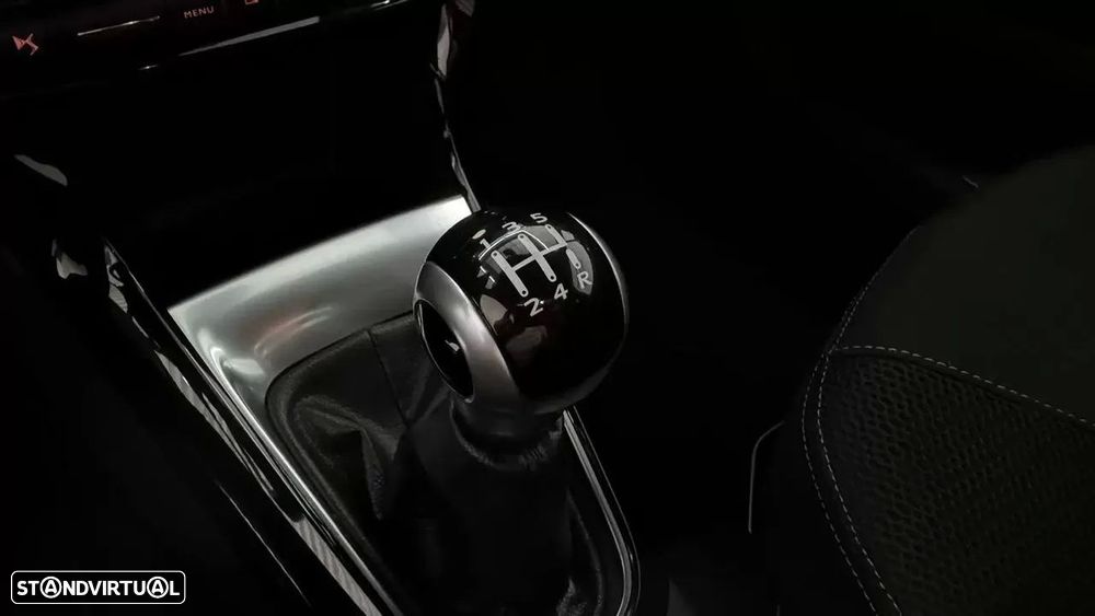 DS DS3 PureTech 110 Start & Stop So Paris - 20