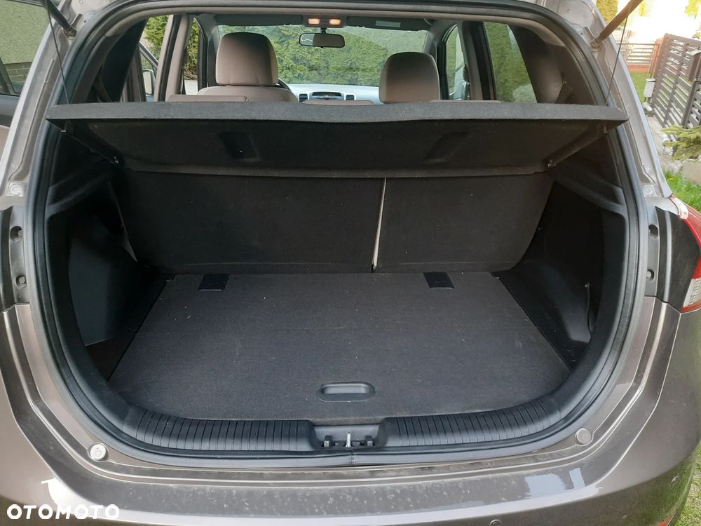 Hyundai ix20 1.6 Comfort - 20