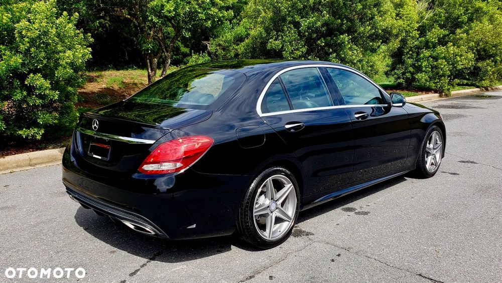 Mercedes-Benz Klasa C 300 7G-TRONIC AMG Line - 5