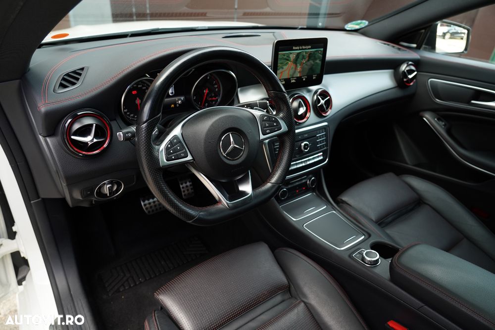 Mercedes-Benz CLA 250 - 20