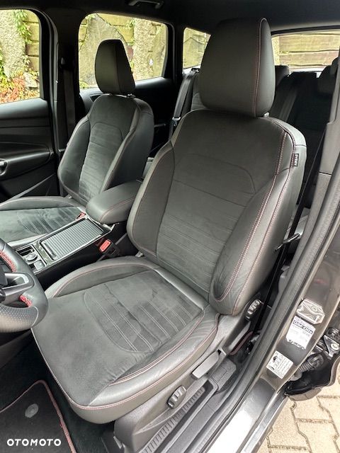 Ford Kuga 1.5 EcoBoost 4x4 ST-Line - 36