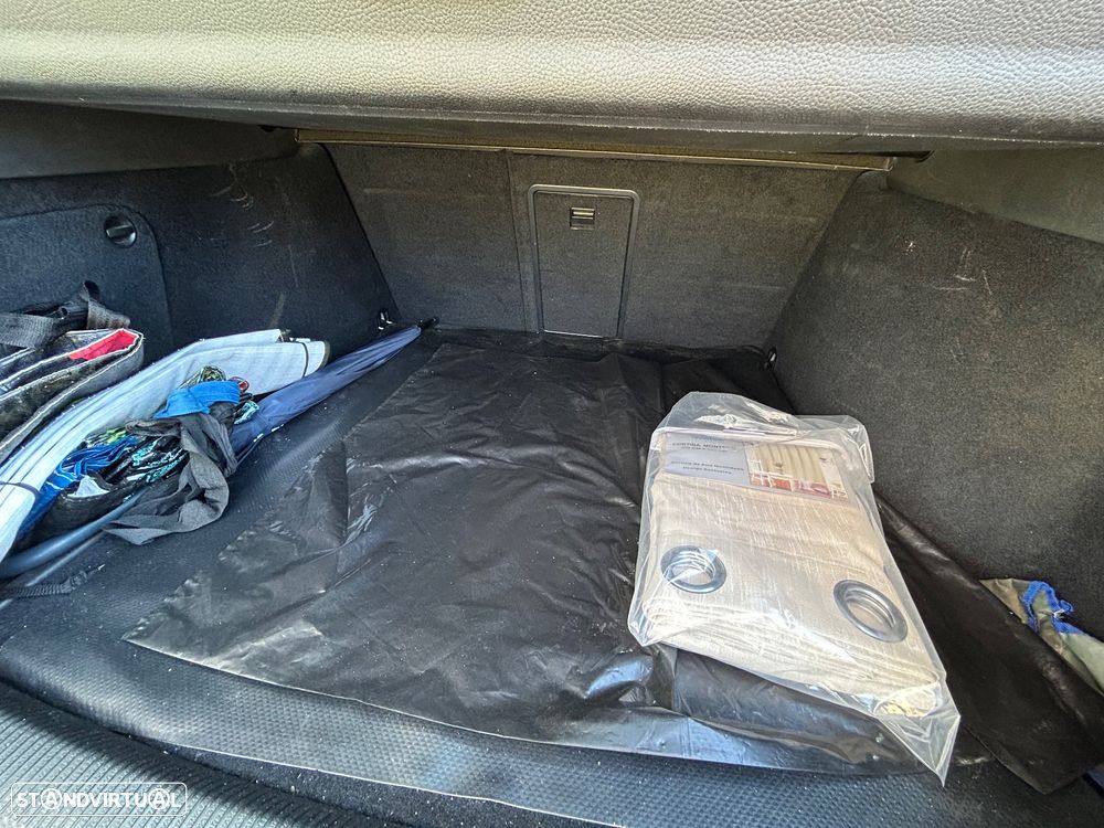 VW Golf Variant 1.6 TDi Confortline - 10