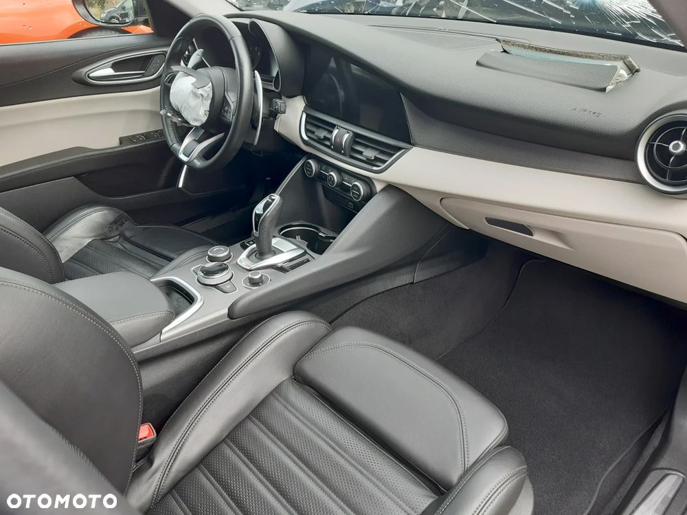 Alfa Romeo Giulia 2.0 Turbo 16V AT8 Sprint - 14