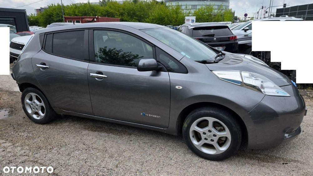 Nissan Leaf - 7