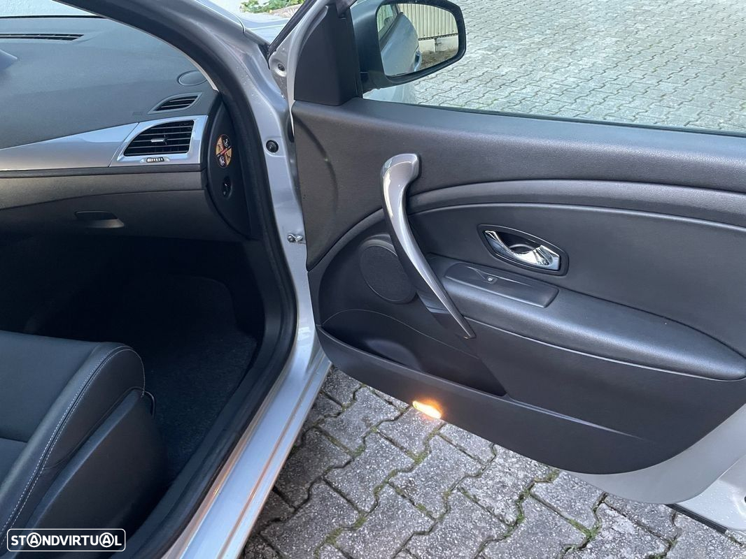Renault Mégane Sport Tourer 1.5 dCi Confort SS - 24