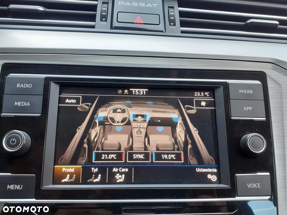 Volkswagen Passat - 15