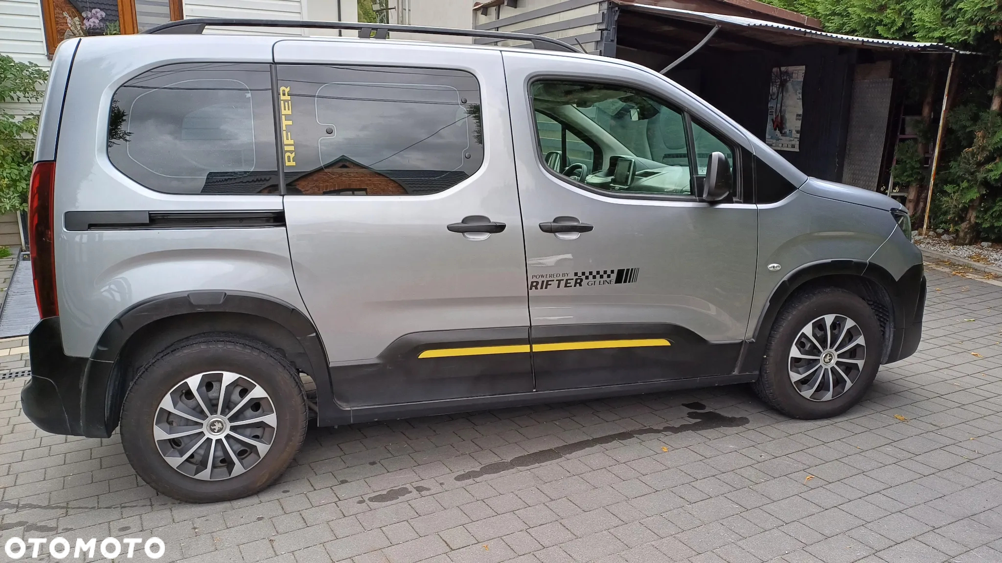 Peugeot Rifter 1.2 PureTech Active Pack S&S - 17