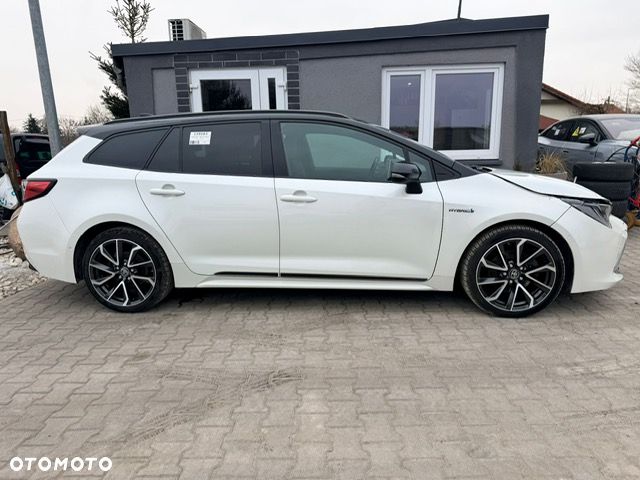 Toyota Corolla 2.0 Hybrid Comfort - 12